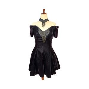 Vintage 90s L.A. Glo Plum Velvet Gothic Off-Shoulder Halter Dress 9/10